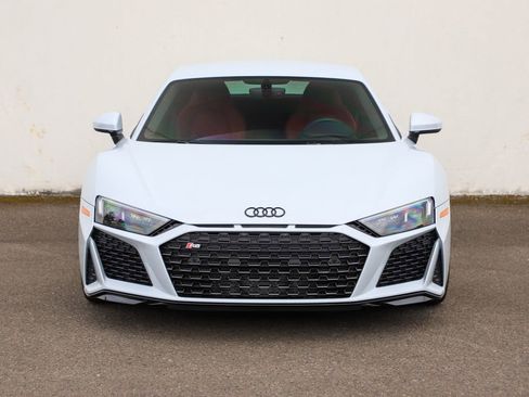 Used 2023 Audi R8 V10 performance RWD image 7