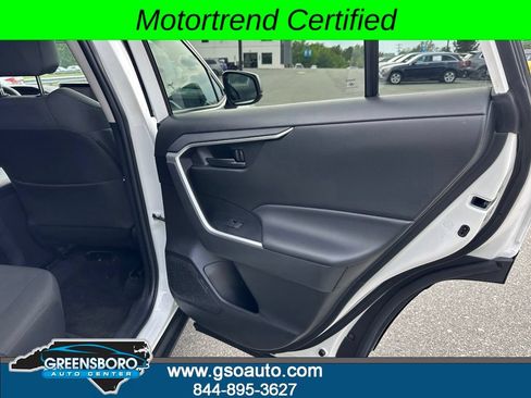 Used 2023 Toyota RAV4 LE FWD image 18