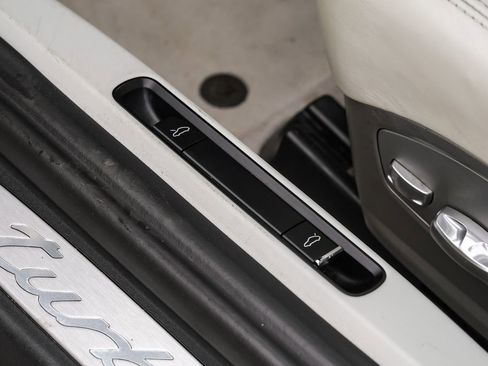 Used 2014 Porsche 911 Turbo AWD/4WD image 34