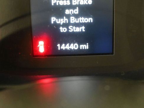 Used 2023 Jeep Wrangler Sport image 18