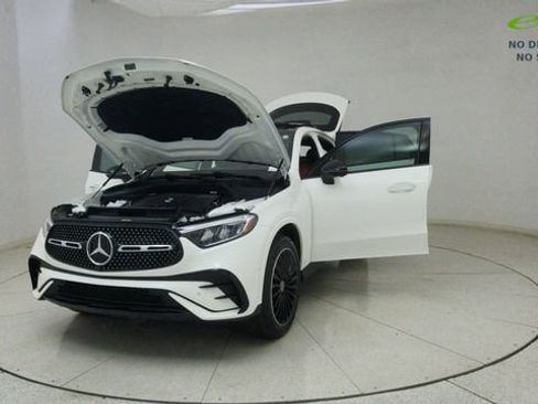 Used 2025 Mercedes-Benz GLC 300 4MATIC image 72