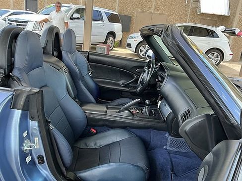 Used 2006 Honda S2000 image 10