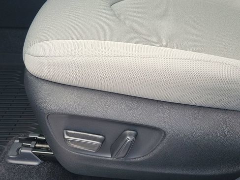 New 2026 Toyota Grand Highlander FWD image 22
