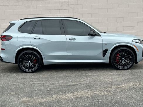 Used 2025 BMW X5 M60i w/ Executive Package image 6