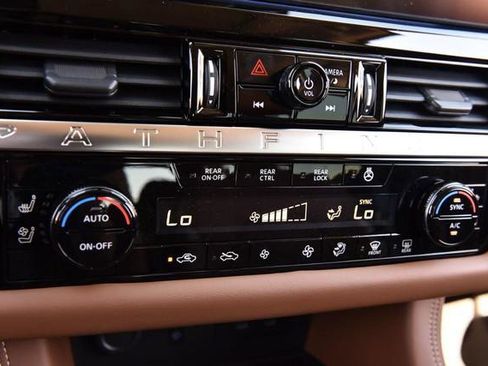 New 2026 Nissan Pathfinder Platinum image 20