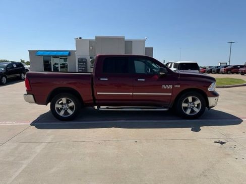 Used 2017 RAM 1500 Lone Star RWD image 2