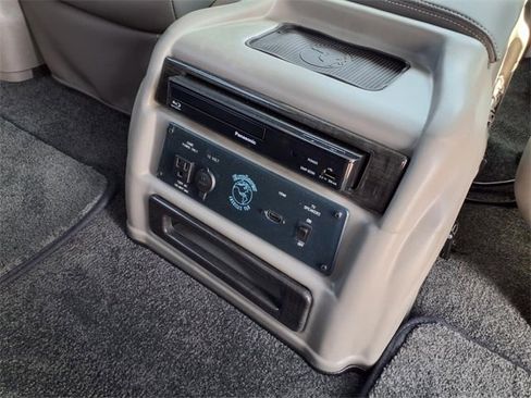 New 2025 GMC Savana 2500 w/ Driver Convenience Package image 30