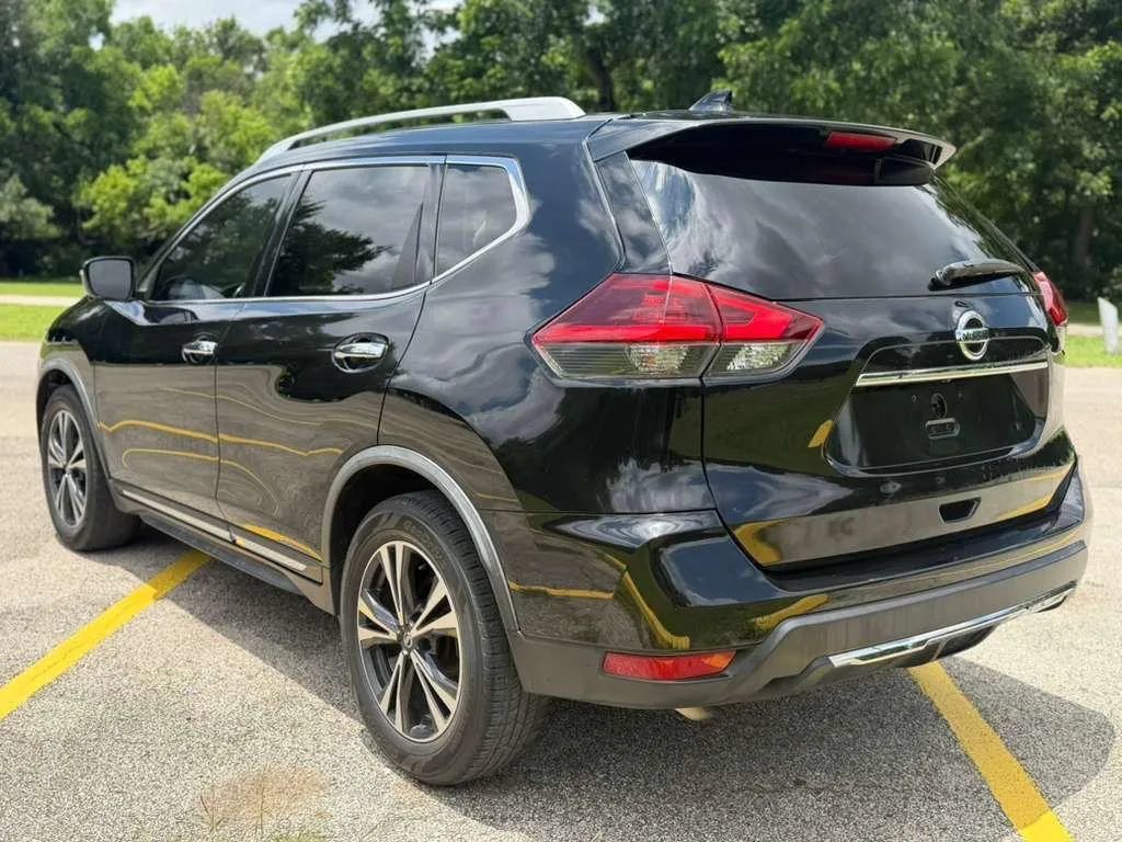 Used 2018 Nissan Rogue SL FWD image 7