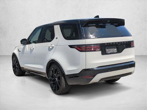 Used 2025 Land Rover Discovery Dynamic SE AWD/4WD image 7
