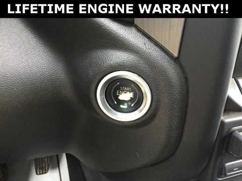 Certified 2022 GMC Sierra 3500 Denali image 21