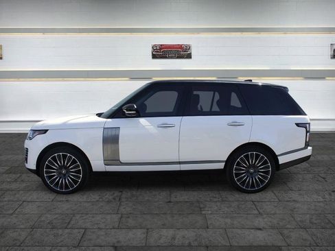Used 2019 Land Rover Range Rover Autobiography image 4