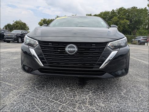 Used 2024 Nissan Sentra SV w/ All-Weather Package FWD image 9