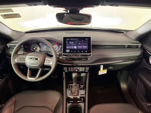 New 2026 Jeep Compass Limited AWD/4WD image 24