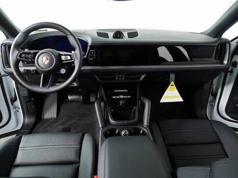 New 2026 Porsche Cayenne Coupe image 20