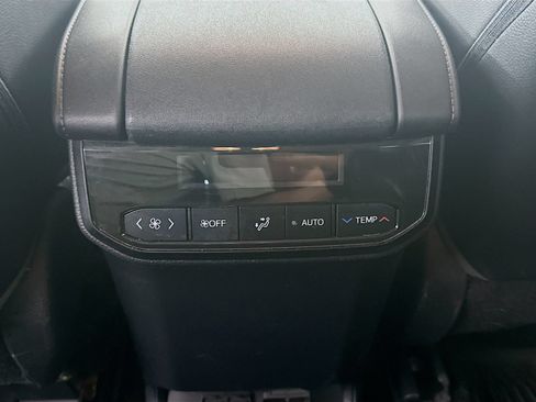 Used 2020 Toyota Highlander Limited AWD/4WD image 26