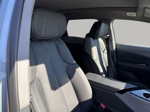 New 2026 Cadillac Optiq Sport 1 w/ LPO, Floor Liner Package image 16