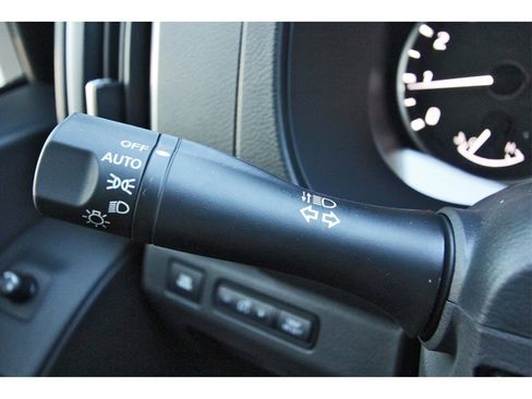 New 2026 Nissan Frontier SV image 17