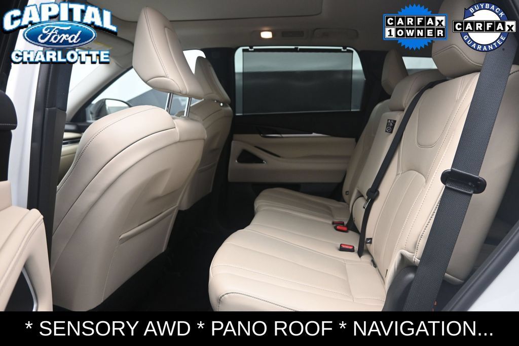 Used 2023 INFINITI QX60 Sensory AWD/4WD image 10
