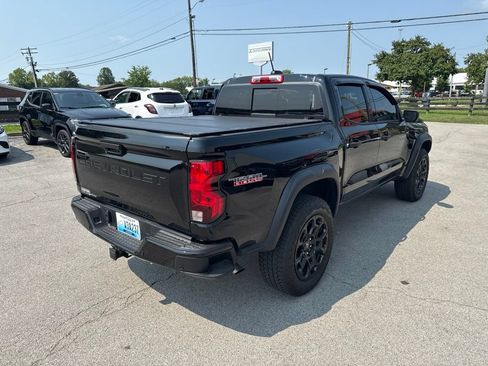 Used 2026 Chevrolet Colorado Trail Boss AWD/4WD image 3
