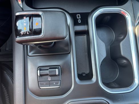 Used 2024 GMC Sierra 1500 Denali image 17