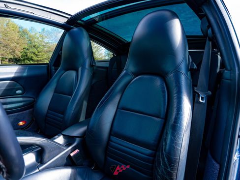 Used 2003 Porsche 911 Targa image 37