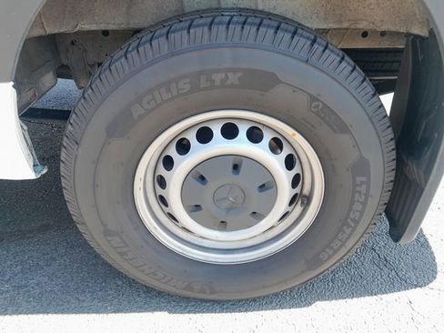 Used 2024 Mercedes-Benz Sprinter 144 Cargo image 18