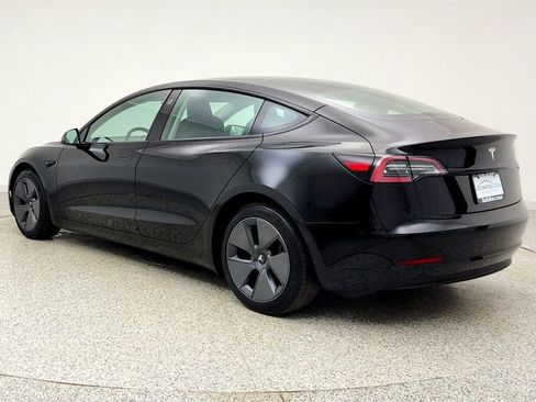 Used 2023 Tesla Model 3 Standard Range image 7