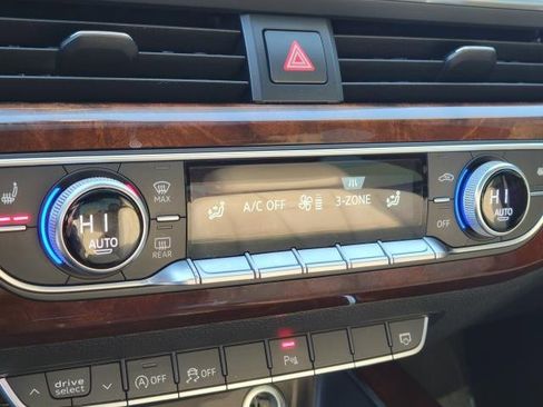 Used 2017 Audi A4 2.0T Prestige image 28