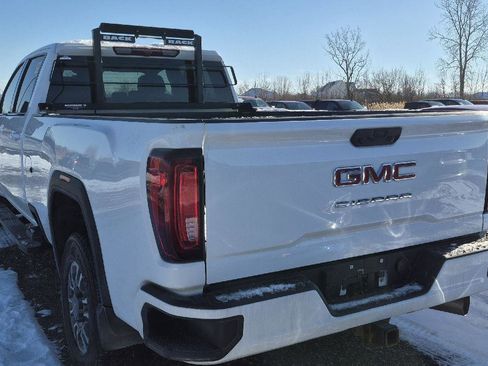 Used 2023 GMC Sierra 2500 AT4 w/ Gooseneck/5TH Wheel Package image 4