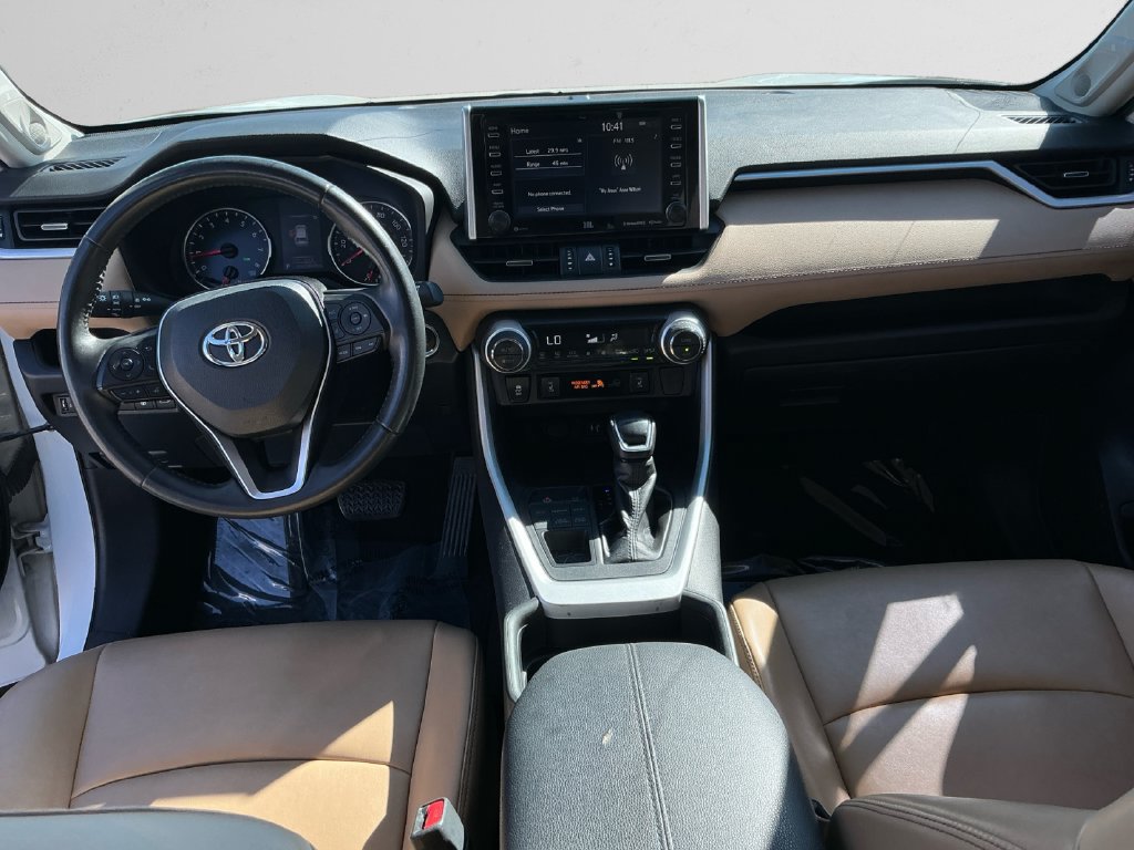 Used 2019 Toyota RAV4 XLE Premium w/ Cold Weather Package AWD/4WD image 10