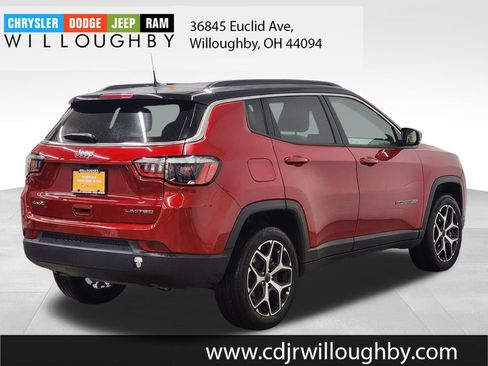 Certified 2025 Jeep Compass Limited image 8