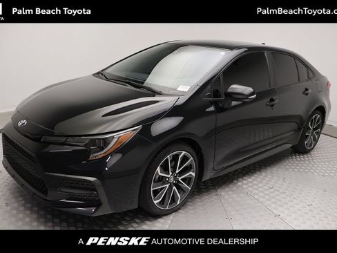 Certified 2022 Toyota Corolla SE FWD image 1