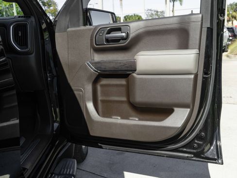 Used 2021 Chevrolet Silverado 1500 LTZ image 38