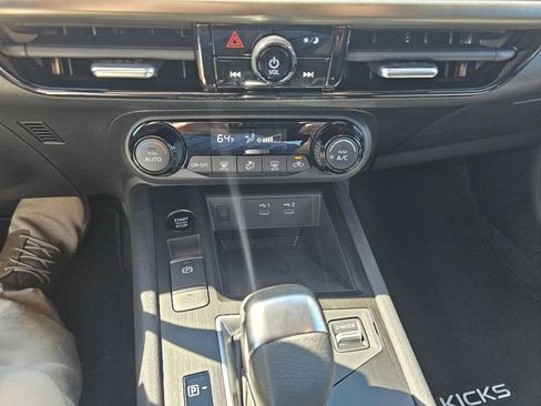 New 2026 Nissan Kicks SV image 22