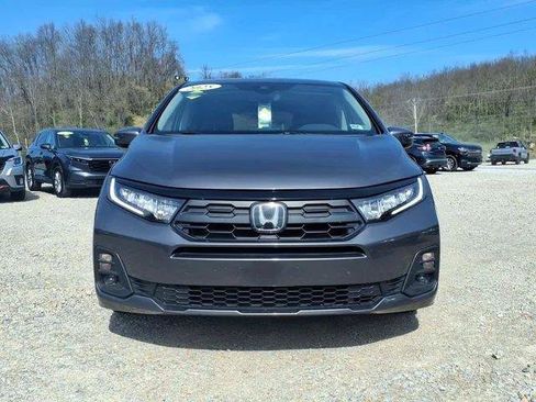 Used 2025 Honda Odyssey EX-L image 3