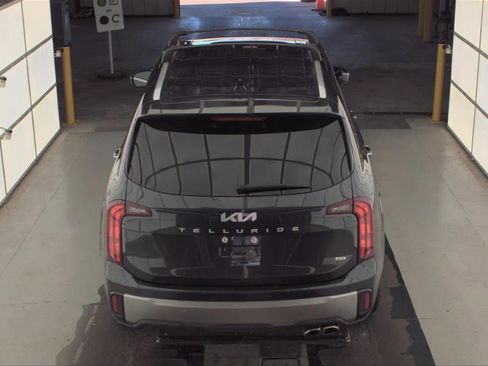 Used 2025 Kia Telluride S image 10