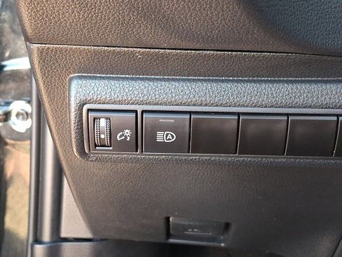 Used 2023 Toyota Corolla LE w/ Carpet Mat Package (TMS) FWD image 25