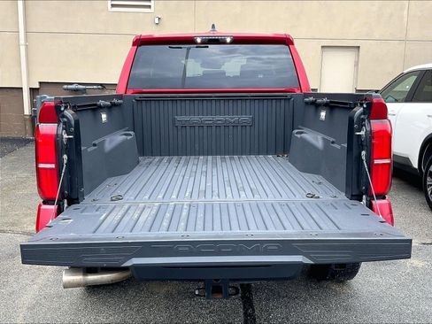 Certified 2024 Toyota Tacoma TRD Off-Road image 31