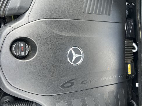 Certified 2024 Mercedes-Benz GLE 450 4MATIC w/ AMG Line Exterior image 36