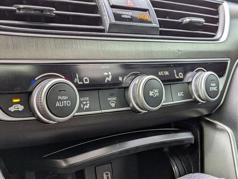 Used 2020 Honda Accord LX image 8