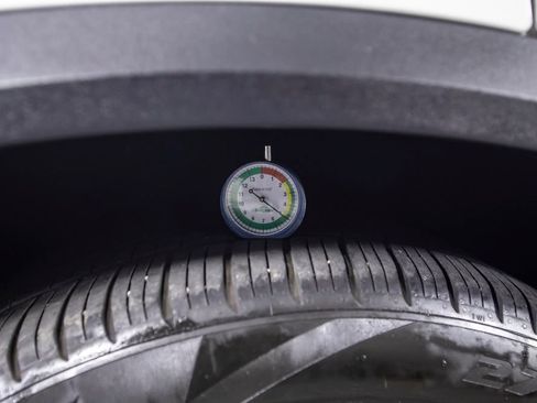 Used 2023 BMW X5 xDrive40i w/ Premium Package image 48