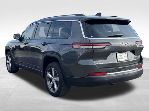Used 2022 Jeep Grand Cherokee L Limited image 5