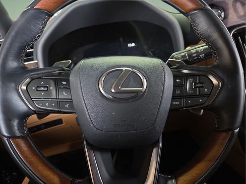 Used 2023 Lexus LX 600 4WD w/ Accessory Package (Z1) image 25