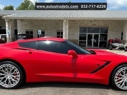 Used 2019 Chevrolet Corvette Stingray Coupe w/ Carbon Flash Badge Package RWD image 5