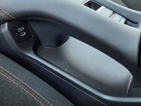 Used 2024 Honda HR-V Sport image 25