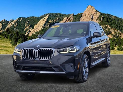 Used 2023 BMW X3 xDrive30i w/ Premium Package AWD/4WD image 3
