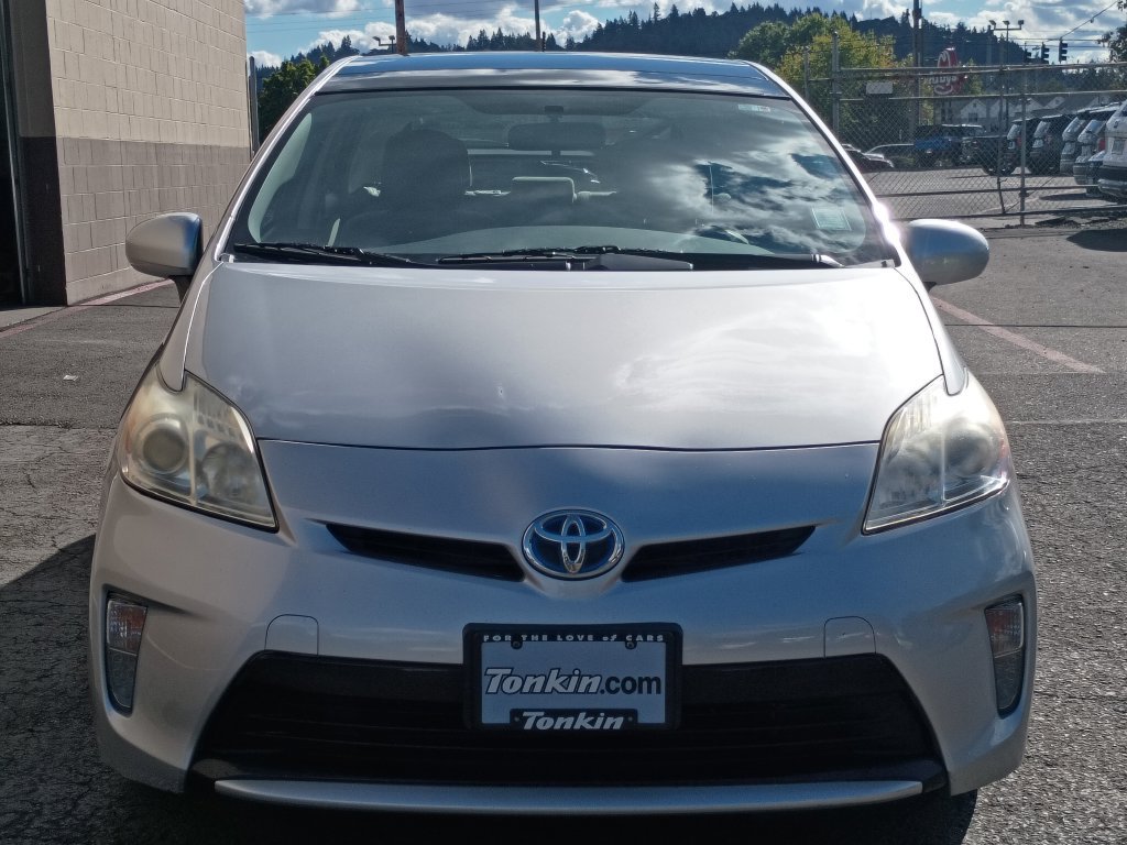 Used 2013 Toyota Prius Three w/ Solar Roof Pkg FWD image 12