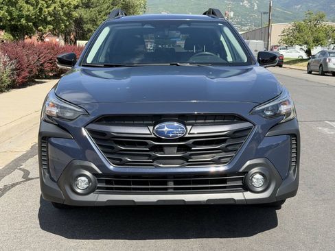 Used 2023 Subaru Outback Limited AWD/4WD image 8
