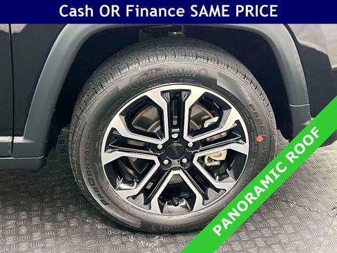 Certified 2023 Jeep Compass Limited w/ Sun and Sound Group AWD/4WD image 14