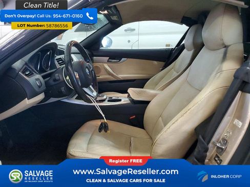 Used 2011 BMW Z4 sDrive35i RWD image 9